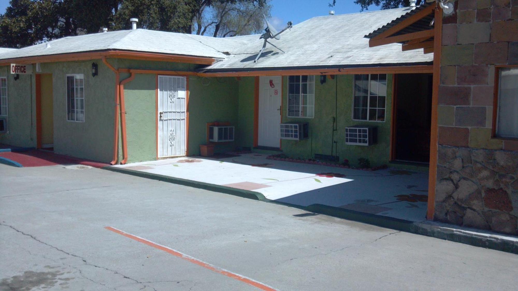 Travel Eagle Inn Motel Long Beach Esterno foto