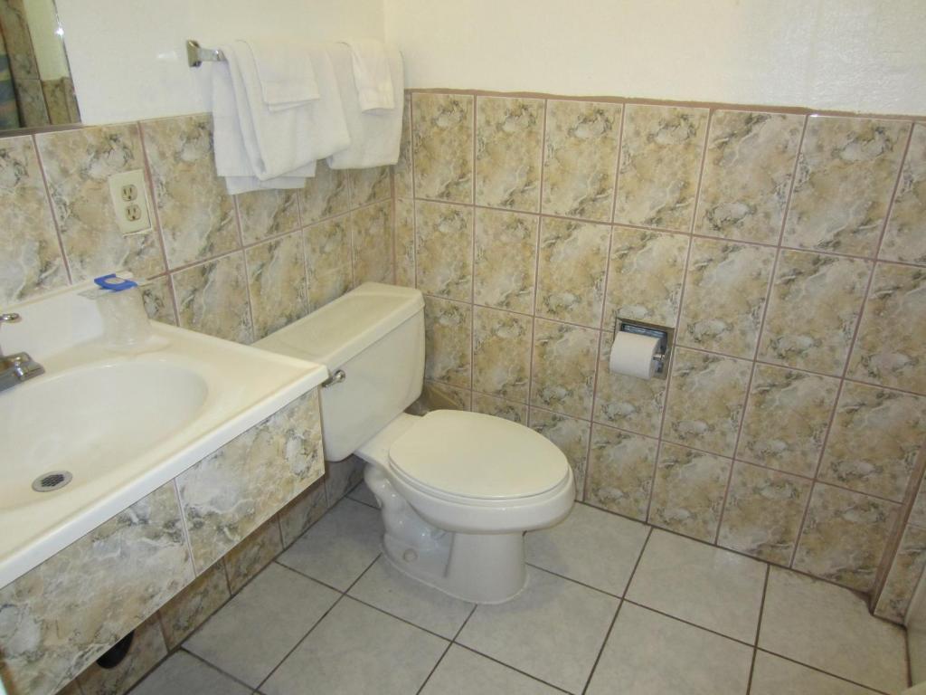 Travel Eagle Inn Motel Long Beach Esterno foto