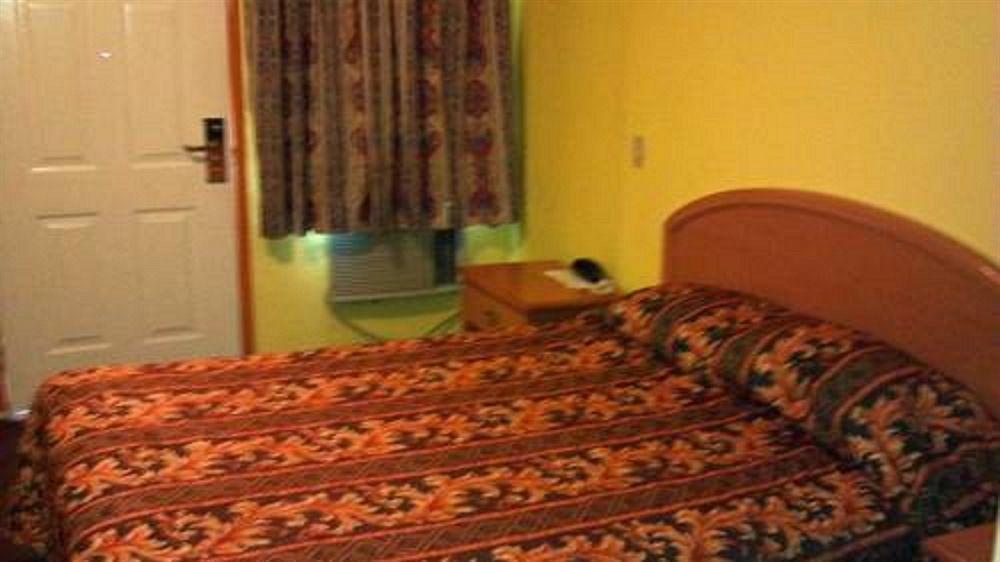 Travel Eagle Inn Motel Long Beach Esterno foto